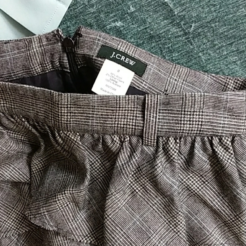 SKIRT - Picture 3 of 3